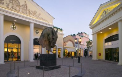 CastelRomano_outlet village