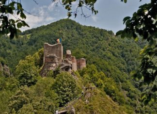 fortezza poenari romania dracula